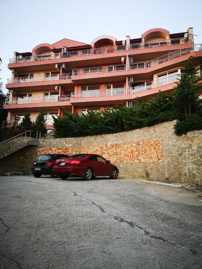 Complex Karia IV Apartment Kavarna Exterior photo