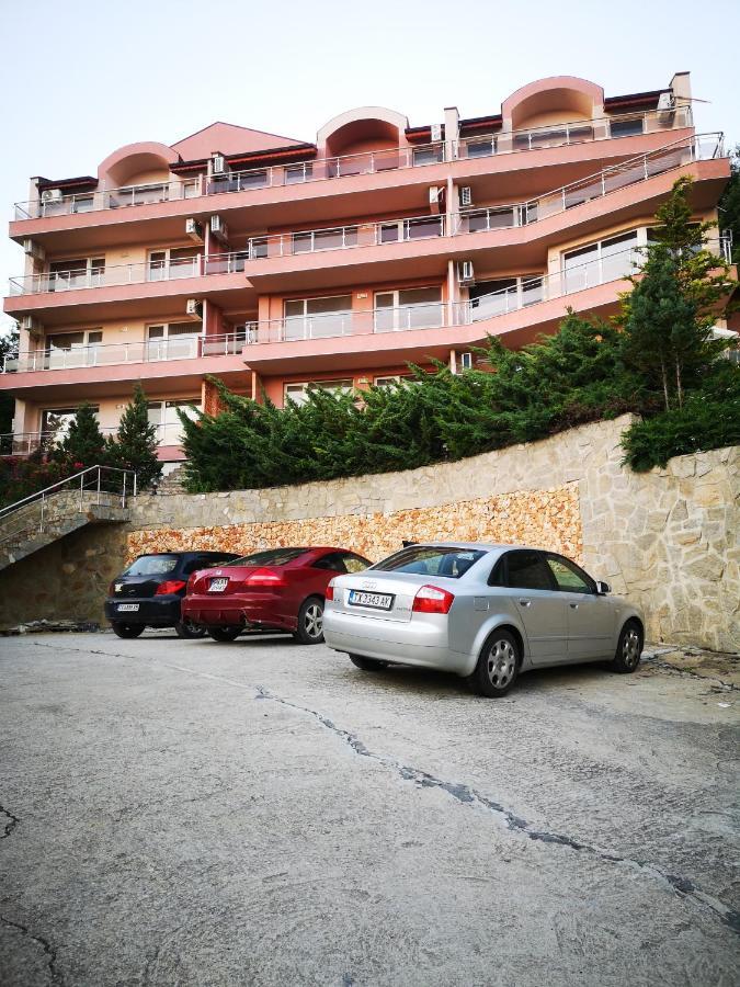 Complex Karia IV Apartment Kavarna Exterior photo